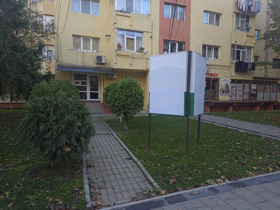 Spațiu Comercial Modern 3 camere Primul Chiriaș După Renovare – 49 mp