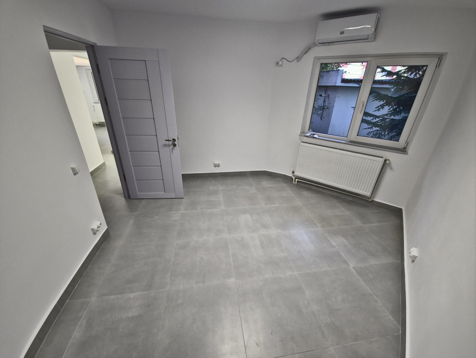 Spațiu Comercial Modern 3 camere Primul Chiriaș După Renovare – 49 mp