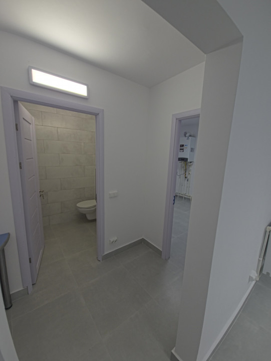 Spațiu Comercial Modern 3 camere Primul Chiriaș După Renovare – 49 mp