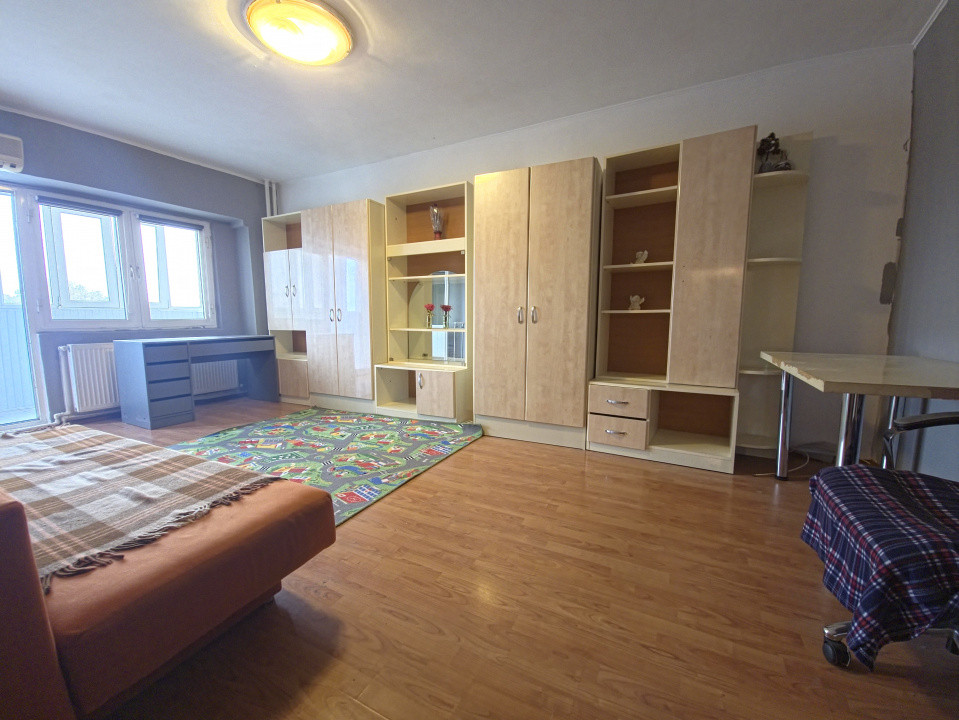 Spațiu Comercial Modern 3 camere Primul Chiriaș După Renovare – 49 mp