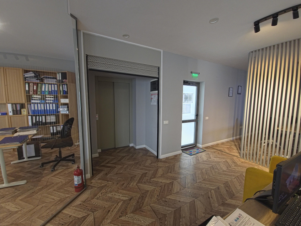 Spațiu Birouri 200 mp Bld. Mamaia Delfinariu Utilități + Mobilier incluse