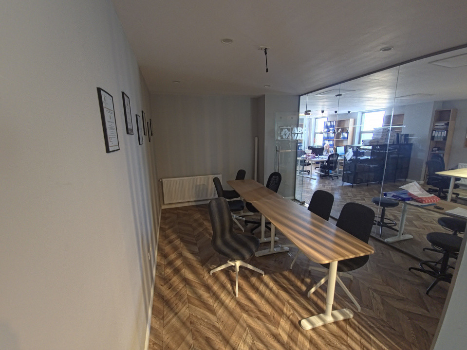 Spațiu Birouri 200 mp Bld. Mamaia Delfinariu Utilități + Mobilier incluse