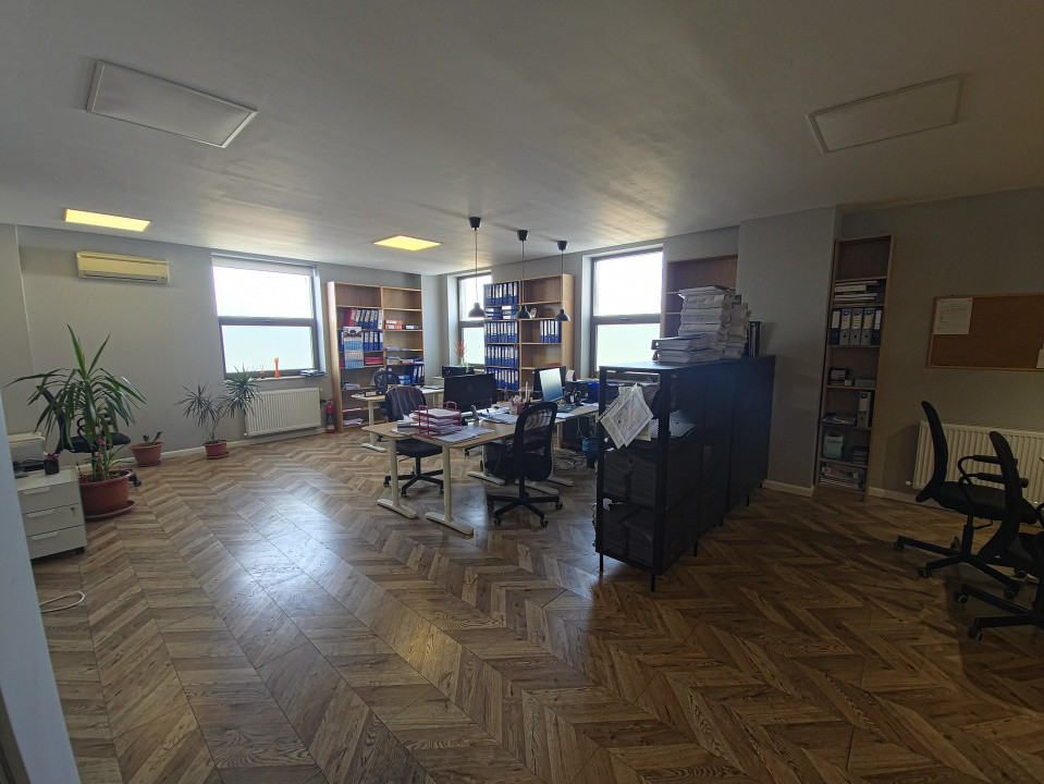 Spațiu Birouri 200 mp Bld. Mamaia Delfinariu Utilități + Mobilier incluse