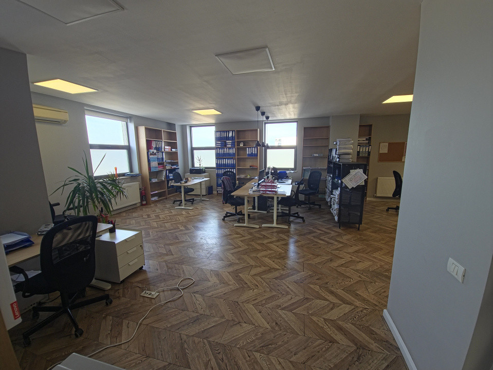 Spațiu Birouri 200 mp Bld. Mamaia Delfinariu Utilități + Mobilier incluse