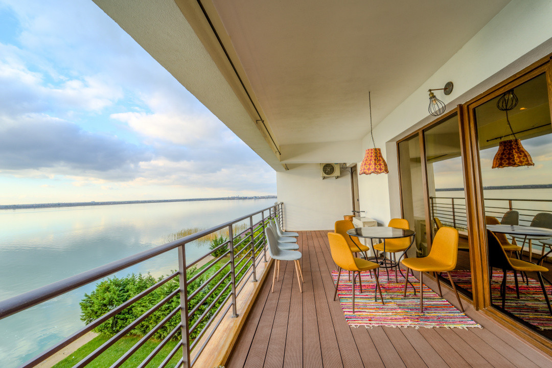 Mamaia 3 camere lux terasă cu vedere frontala la lac parcare subterana