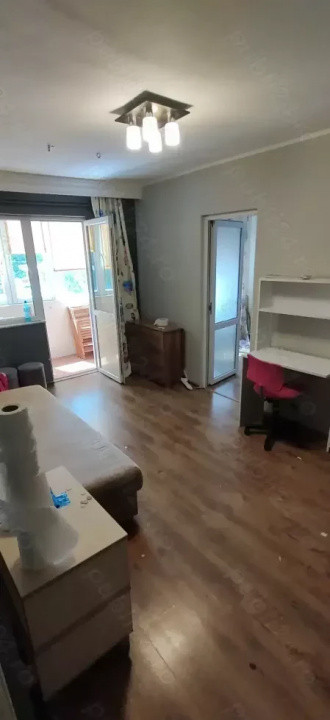   Apartament 3 cam., semi-decomandat, Inel 2, etaj 1