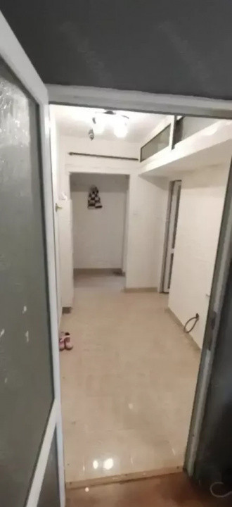   Apartament 3 cam., semi-decomandat, Inel 2, etaj 1