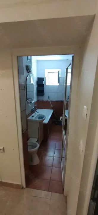   Apartament 3 cam., semi-decomandat, Inel 2, etaj 1