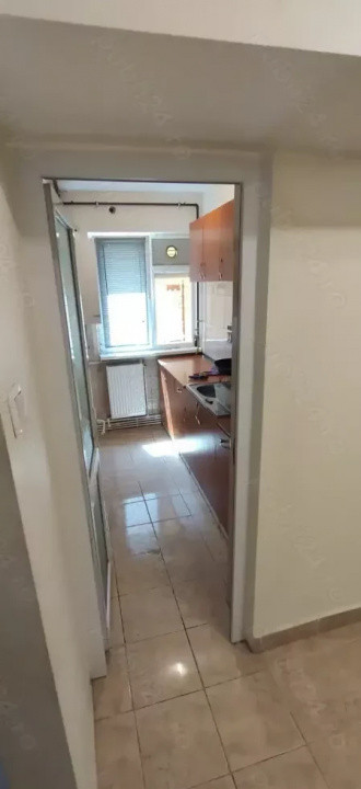   Apartament 3 cam., semi-decomandat, Inel 2, etaj 1