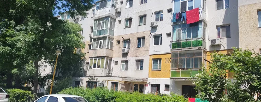   Apartament 3 cam., semi-decomandat, Inel 2, etaj 1