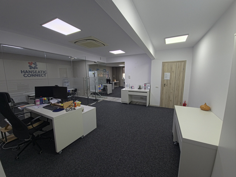 Birou de închiriat 80 mp clădire premium, Bulevardul Mamaia – zona Delfinariu