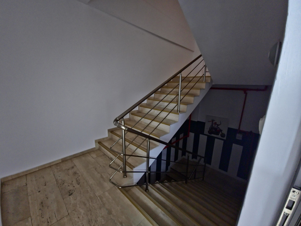 Birou de închiriat 80 mp clădire premium, Bulevardul Mamaia – zona Delfinariu