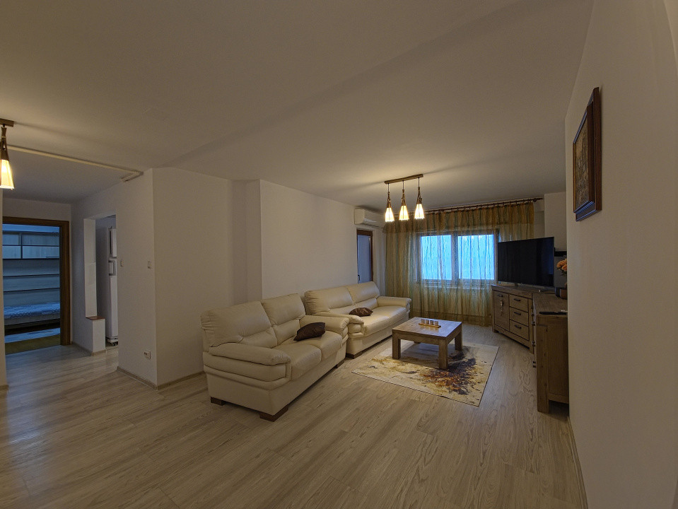 Faleza Nord 3 camere vedere la mare loc de parcare termen lung