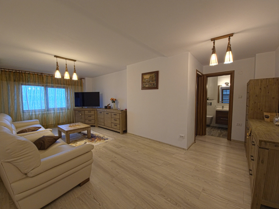 Faleza Nord 3 camere vedere la mare loc de parcare termen lung