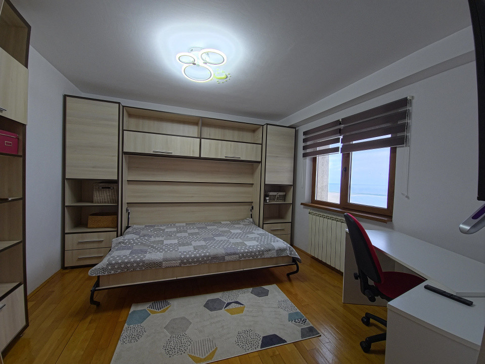 Faleza Nord 3 camere vedere la mare loc de parcare termen lung