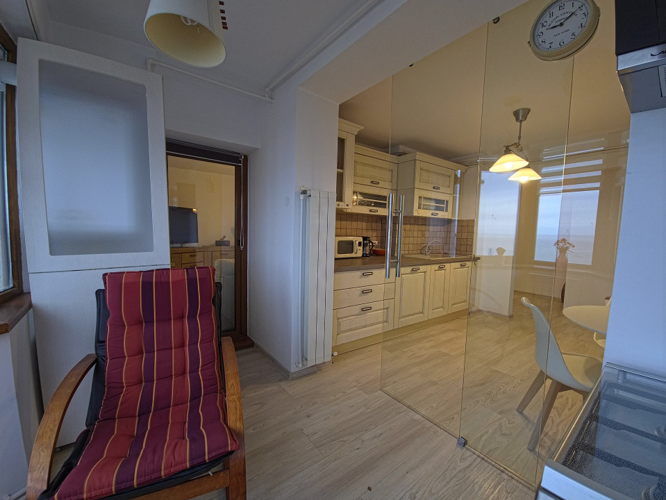 Faleza Nord 3 camere vedere la mare loc de parcare termen lung