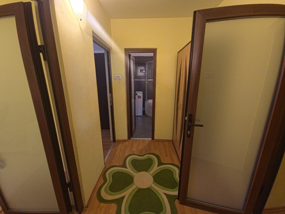 Gara apartament 3 camere decomandat termen lung