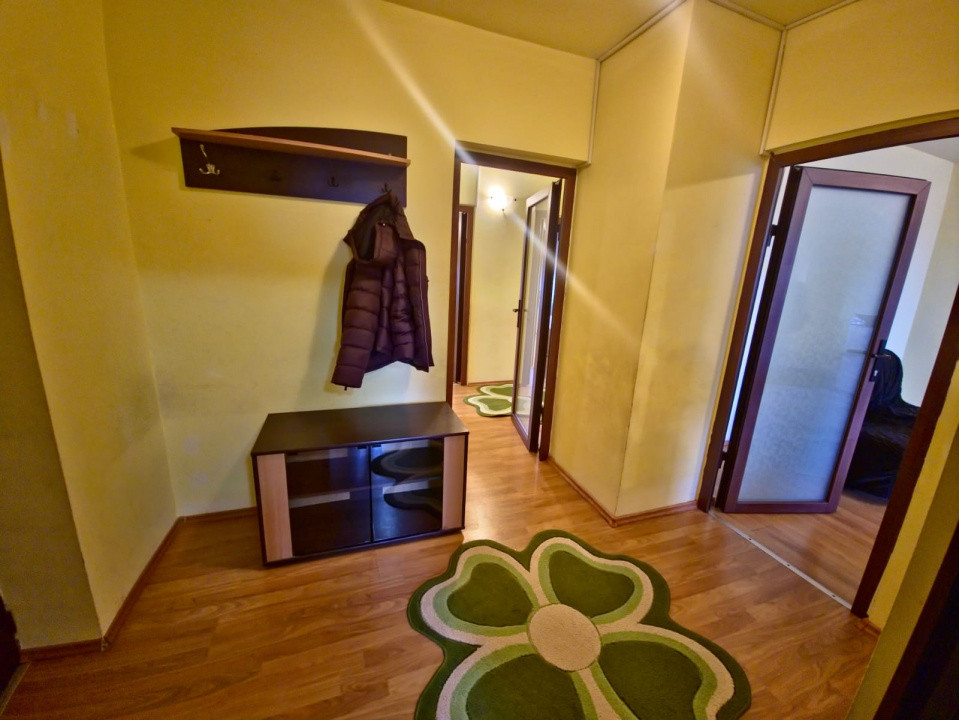 Gara apartament 3 camere decomandat termen lung