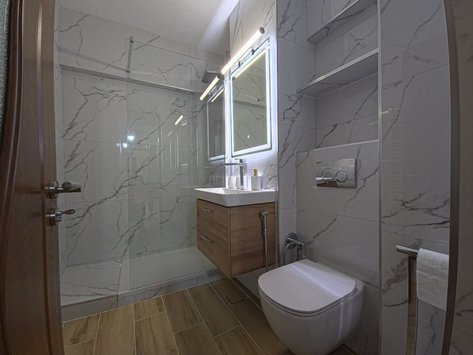 Apartament 2 camere Tomis II decomandat  modern  renovat complet  termen lung