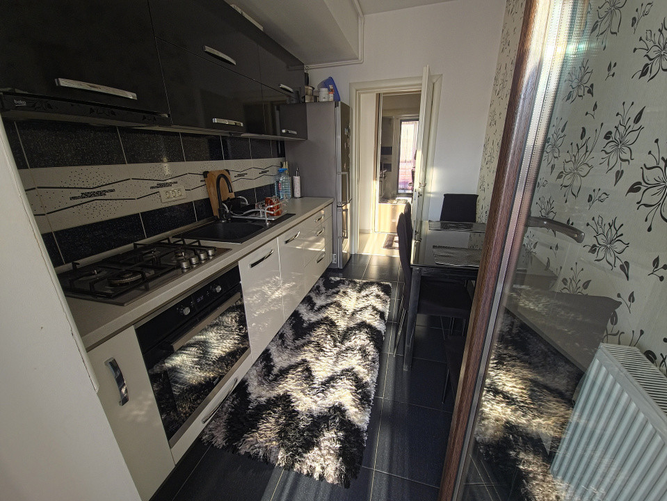 Tomis Plus 2 camere luminos bucătărie închisă lift