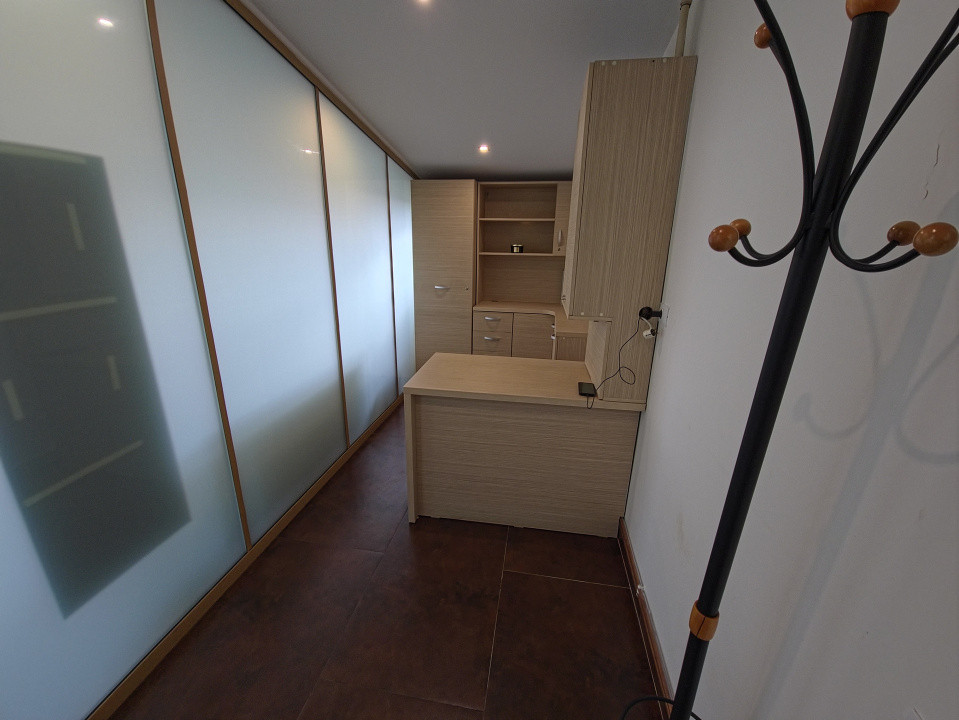 Spatiu birouri 64 mp mobilat utilat km 5