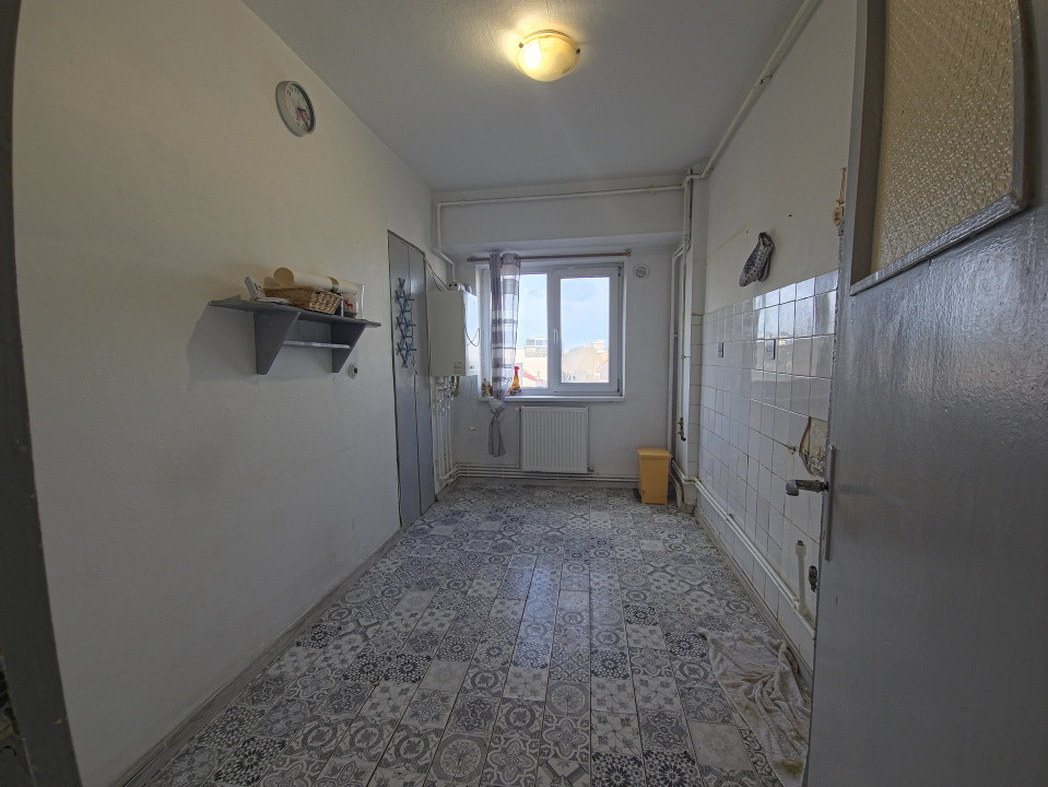 Ultracentral Tomis Mall 3 camere decomandat etaj 3/7