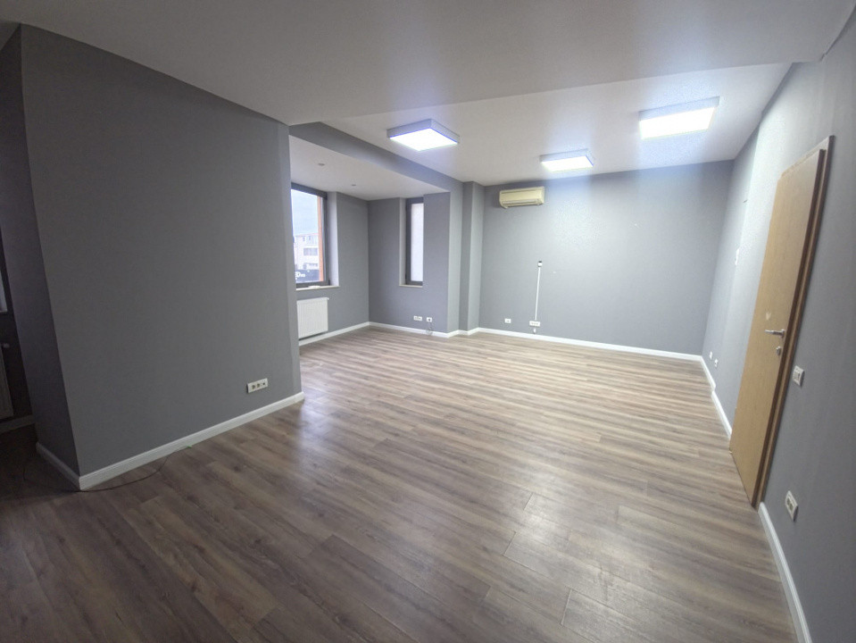 Birou de inchiriat zona Bd. Mamaia/Delfinariu