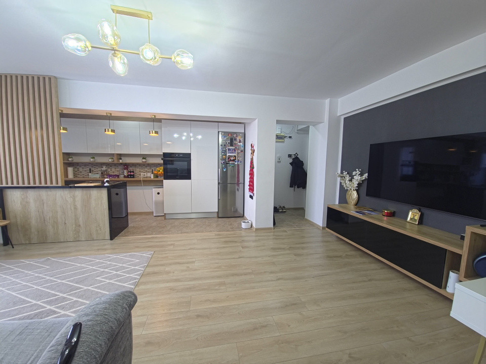 Apartament spațios 3 camere 77 mp Ovidiu Bloc nou Parcare inclusă