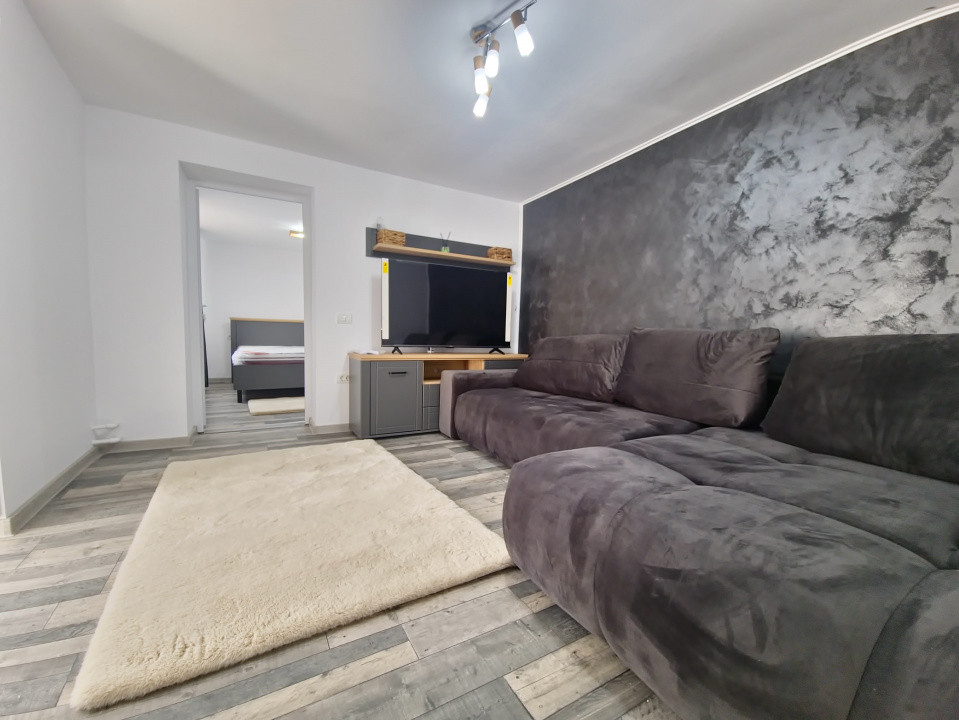 Casa individuala 3 camere foisor acoperit curte km 4