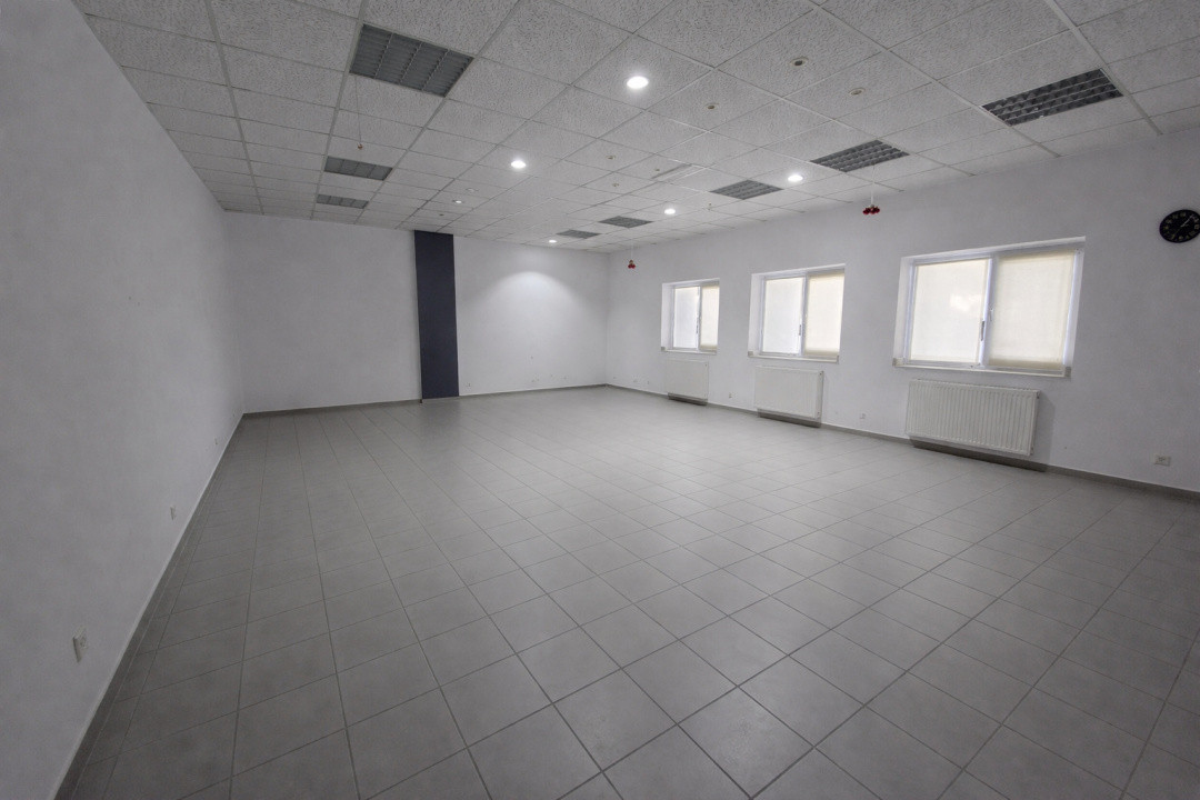 Spațiu Versatil 52 mp Faleza Nord Birou Salon Cabinet