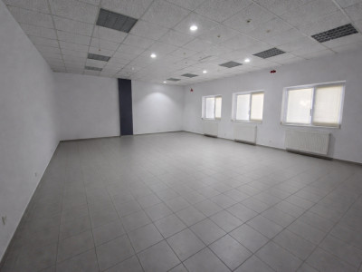 Spațiu Versatil 52 mp Faleza Nord Birou Salon Cabinet