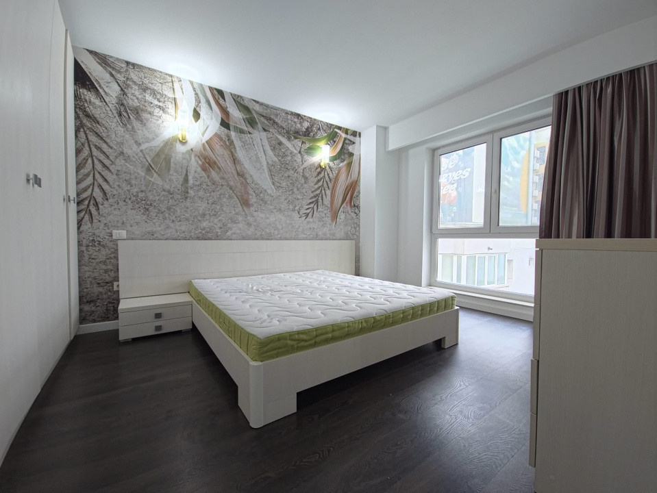 Centru Neversea apartament 3 camere decomandat vedere mare