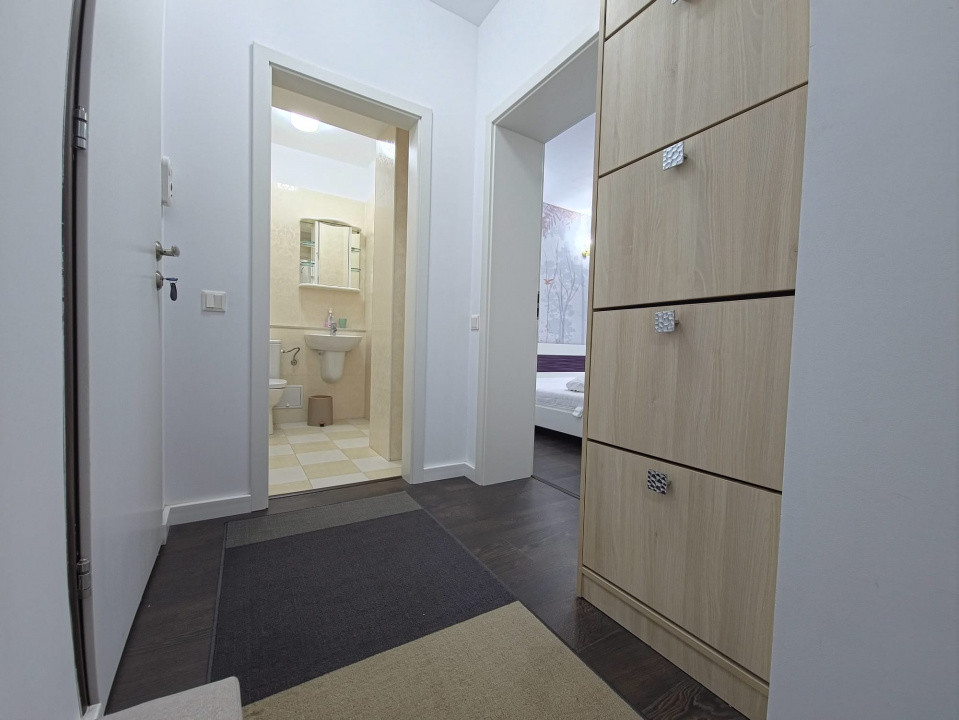 Centru Neversea apartament 3 camere decomandat vedere mare