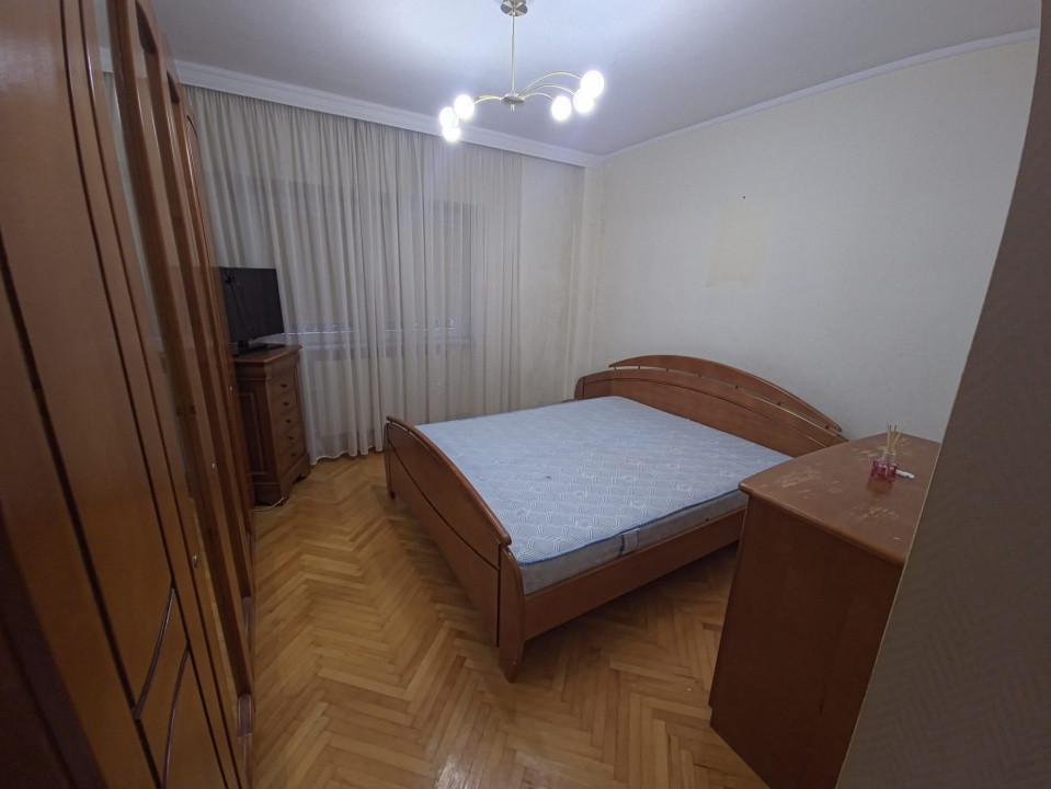 Faleza Nord apartament 3 camere decomandat