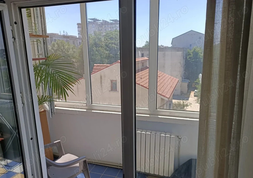 Vând apartament 4 camere decomandate, Faleza Nord   Constanța, Strada Unirii