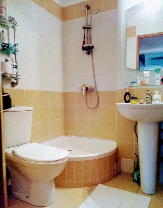 Vând apartament 4 camere decomandate, Faleza Nord   Constanța, Strada Unirii