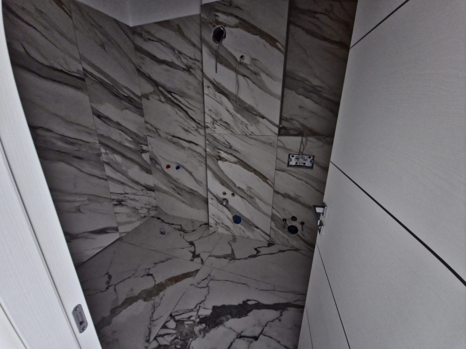 Tomis Plus bloc nou lift incalzire pardoseala