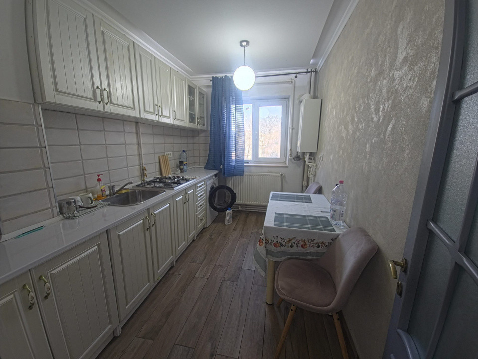 CET apartament 2 camere decomandat centrala lift