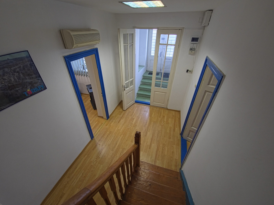 Spațiu birouri ultracentral  mobilat sau gol  60 mp