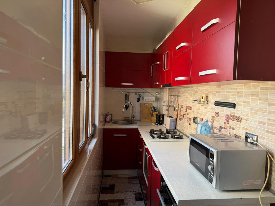 Compozitorilor apartament 3 camere decomandat termen lung