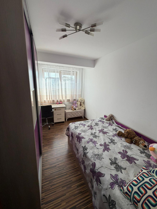 Compozitorilor apartament 3 camere decomandat termen lung