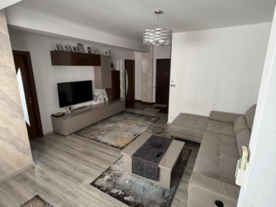 Compozitorilor apartament 3 camere decomandat termen lung