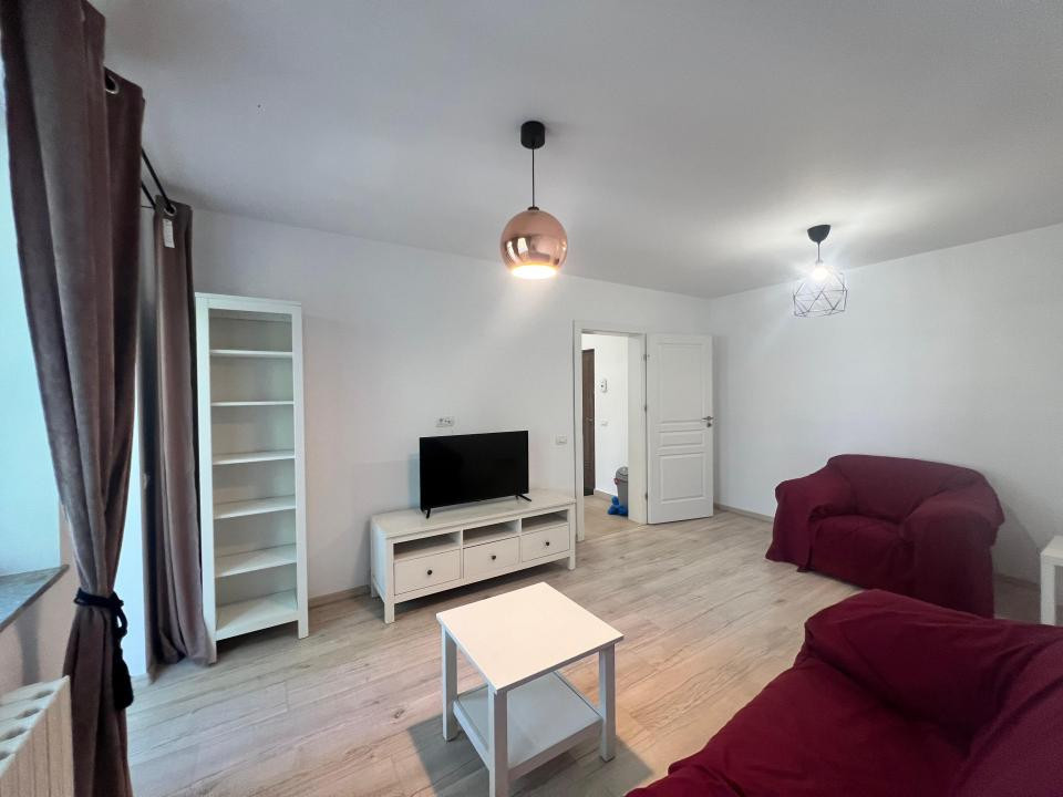 Tomis 3 apartament 2 camere renovat termen lung