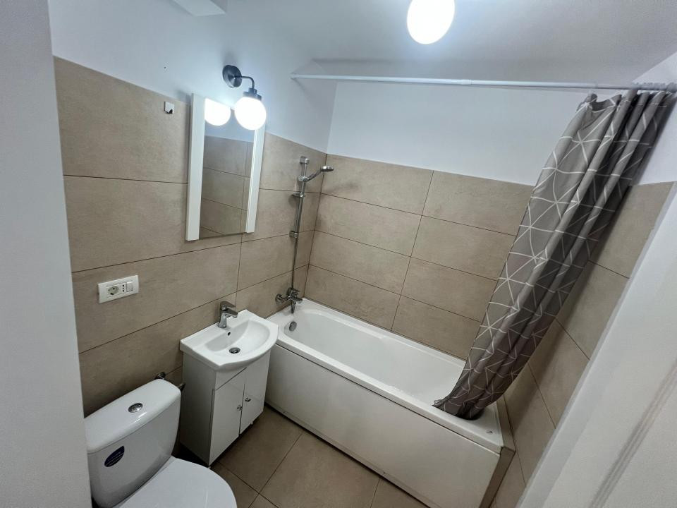 Tomis 3 apartament 2 camere renovat termen lung