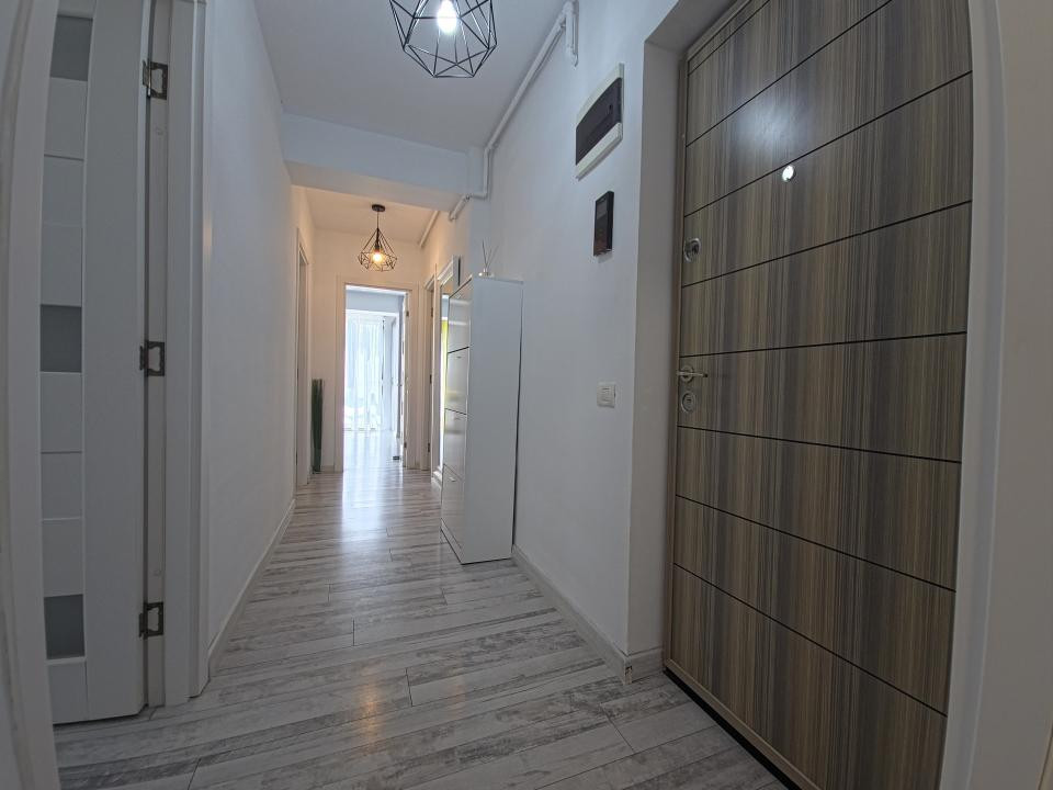 Tomis Nord Campus bloc nou 3 camere parcare Inclusă termen Lung