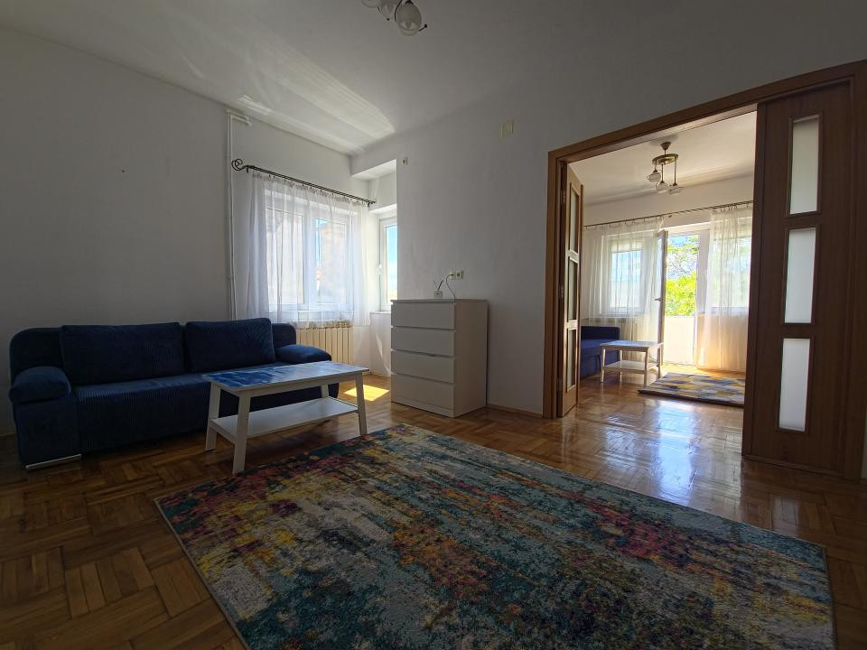 Chirie Termen Lung  3 Camere  Centrul Vechi  