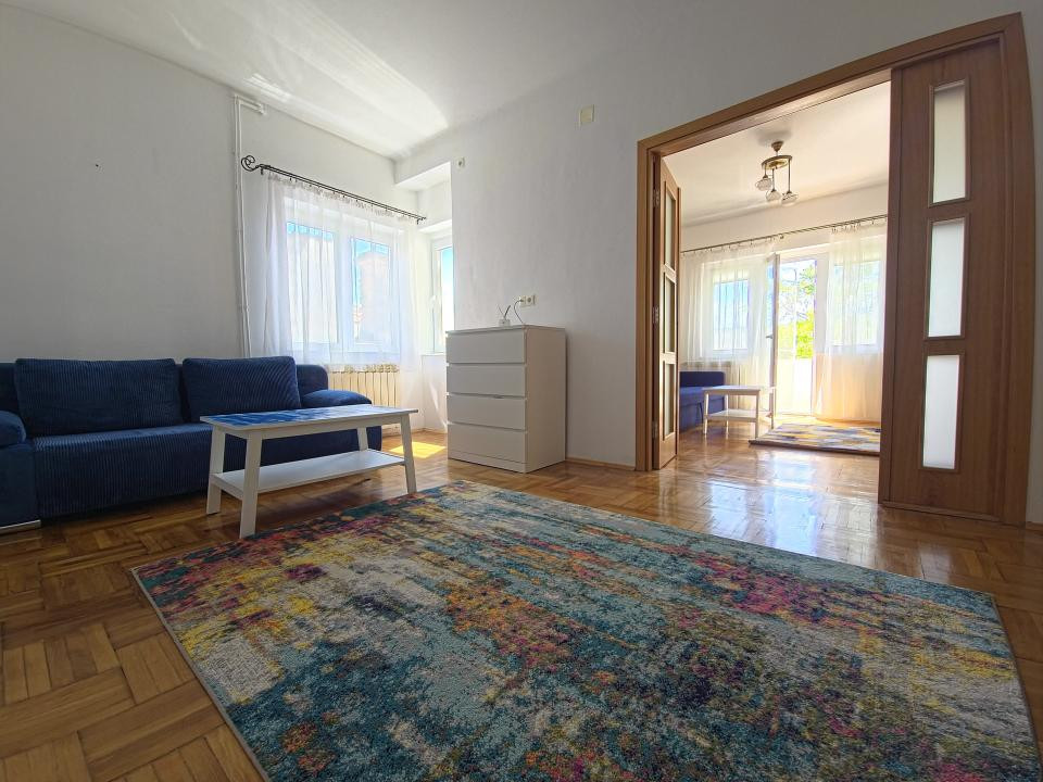 Chirie Termen Lung  3 Camere  Centrul Vechi  