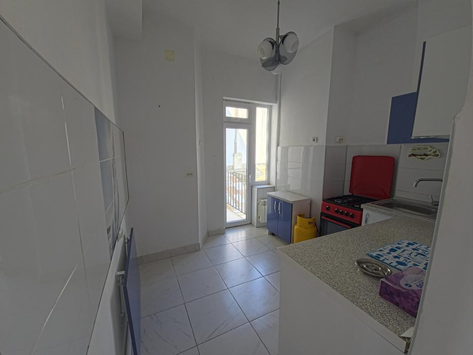 Chirie Termen Lung  3 Camere  Centrul Vechi  