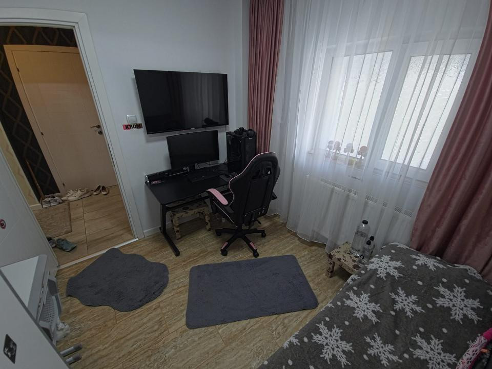 Centru apartament 3 camere decomandat la 200 m de plaja Modern
