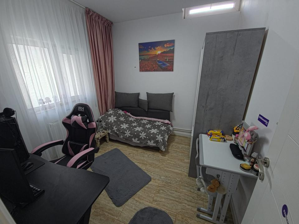Centru apartament 3 camere decomandat la 200 m de plaja Modern